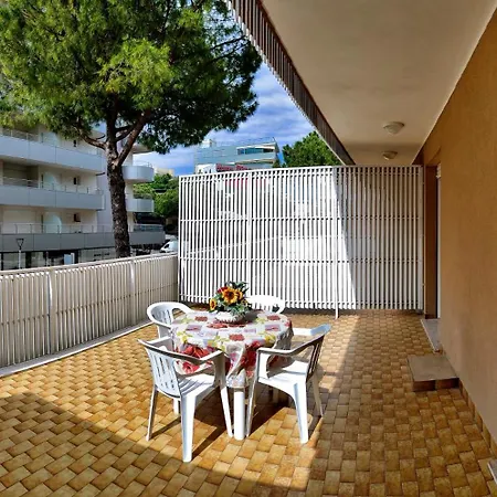 Apartment Casa Bivi - With 1 And 2 Bedrooms - Click Here For Availabilities Lignano Sabbiadoro