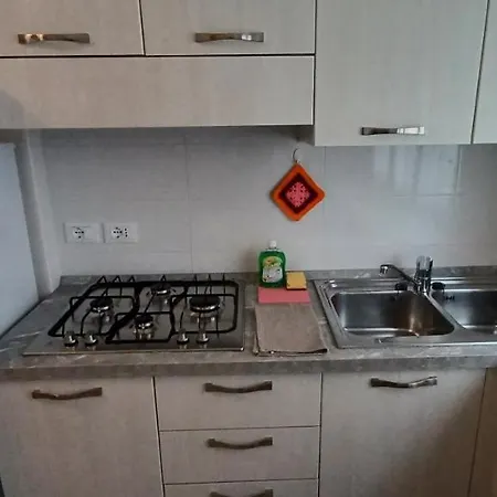 Casa Bivi - With 1 And 2 Bedrooms - Click Here For Availabilities דירה *