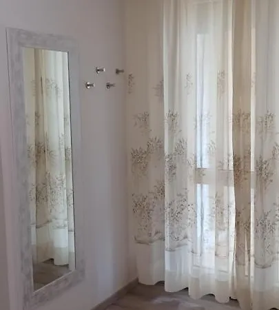 Casa Bivi - With 1 And 2 Bedrooms - Click Here For Availabilities *