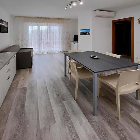 Casa Bivi - With 1 And 2 Bedrooms - Click Here For Availabilities